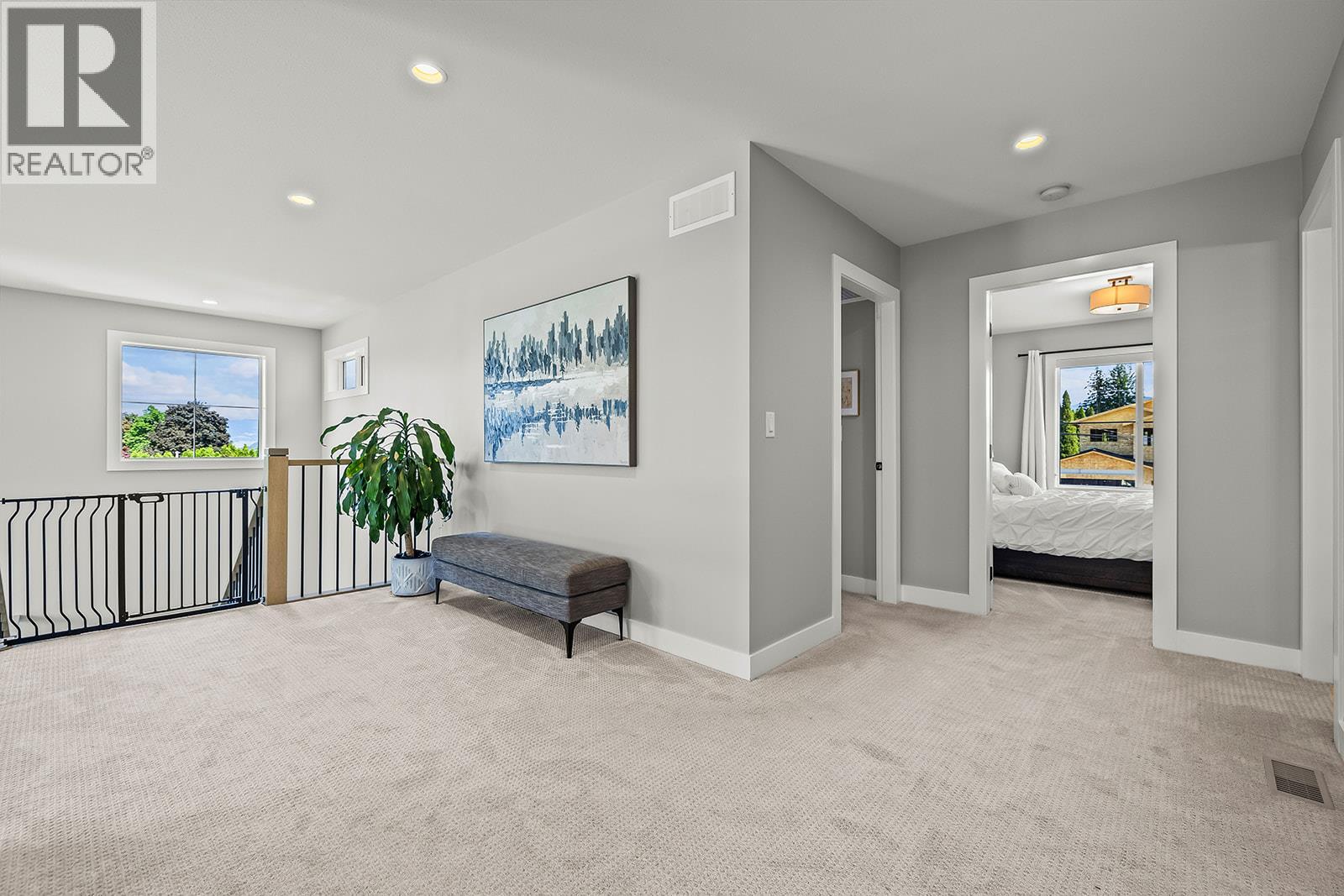 2418 Crestview Road