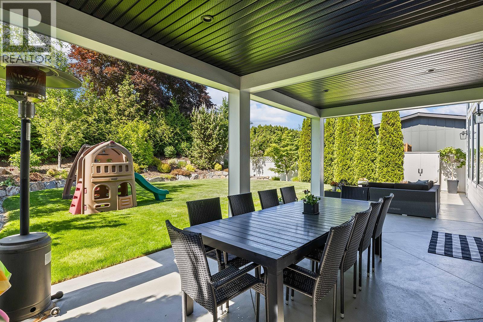 2418 Crestview Road