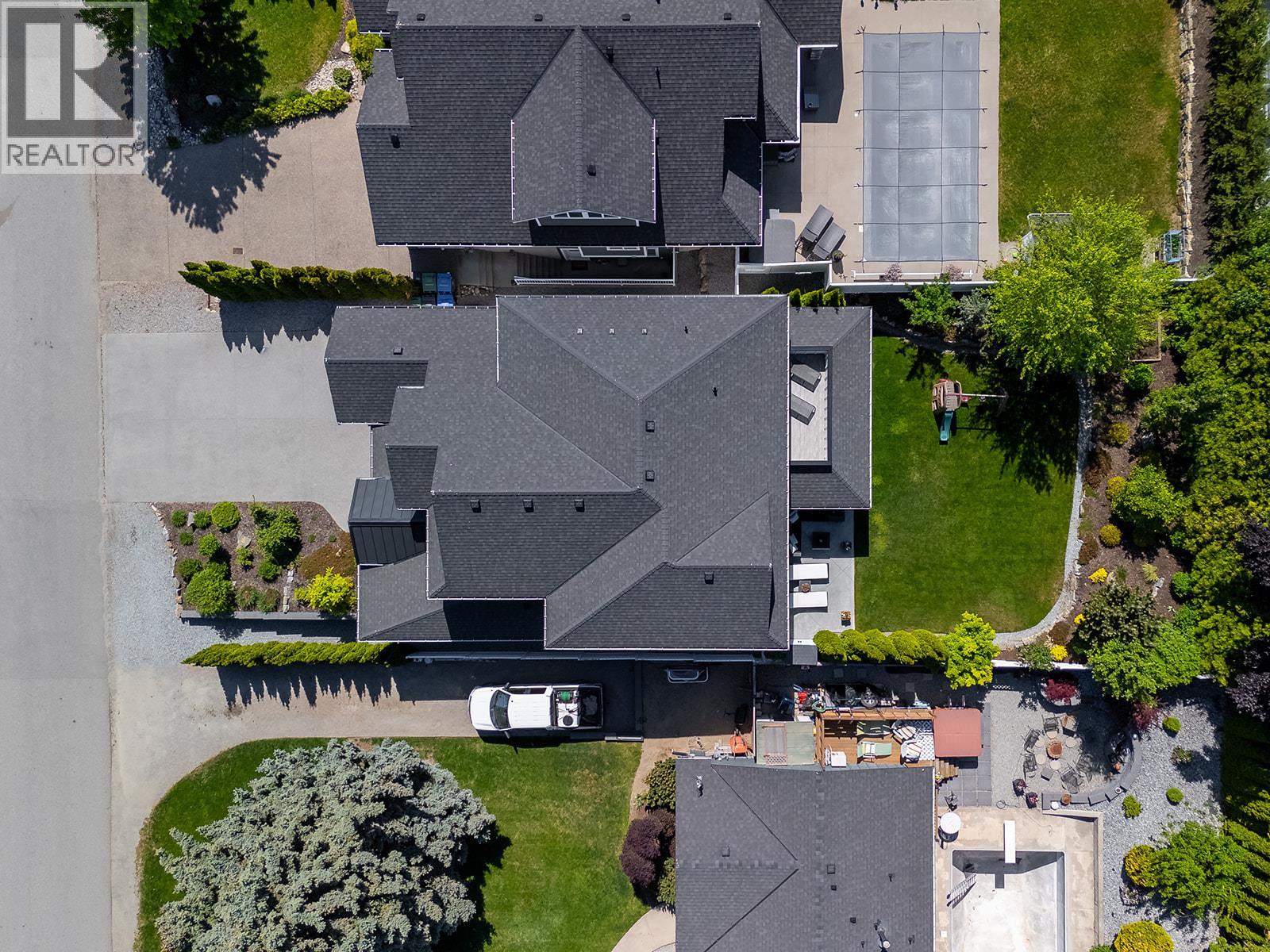2418 Crestview Road