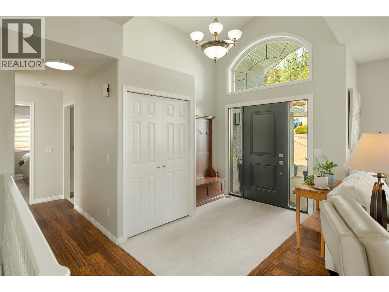 1061 Caledonia Way