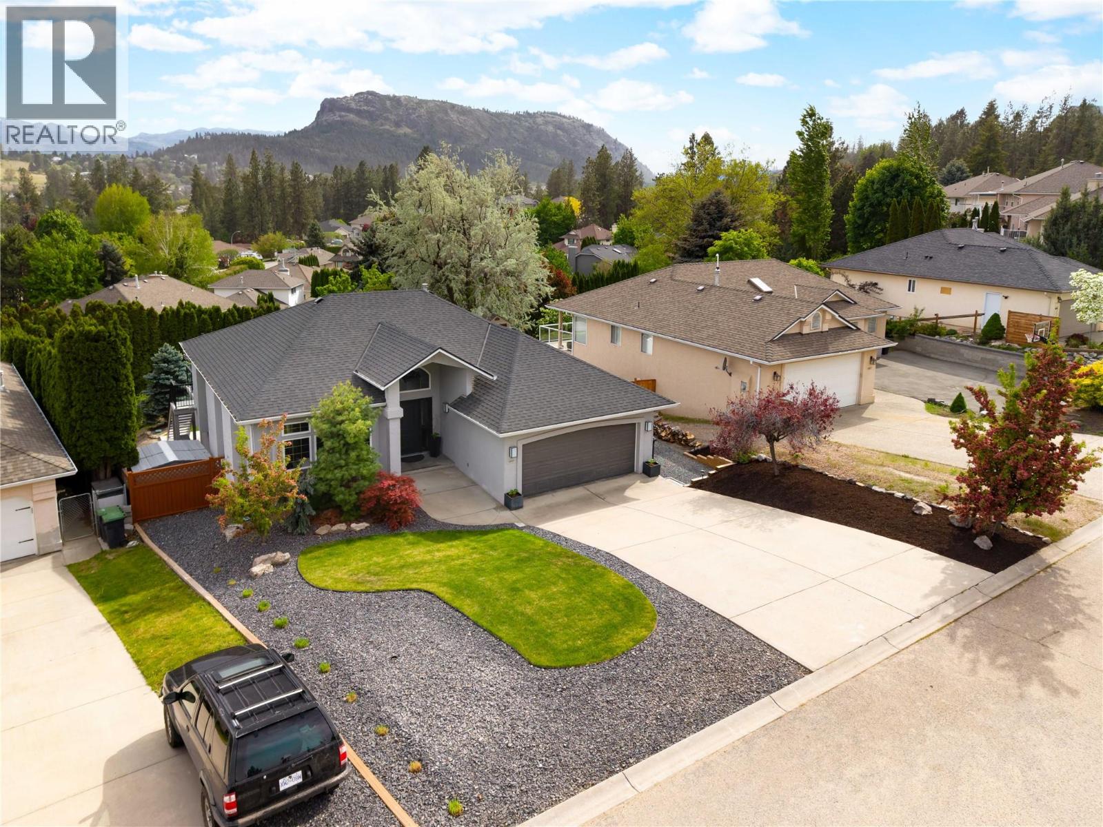 1061 Caledonia Way