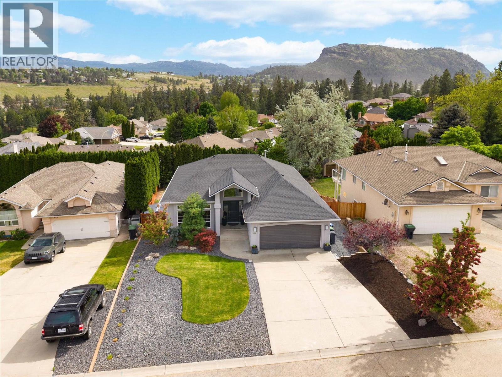 1061 Caledonia Way