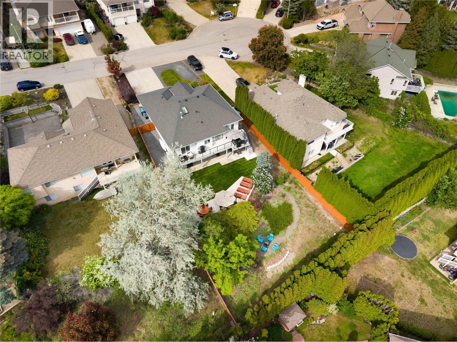 1061 Caledonia Way