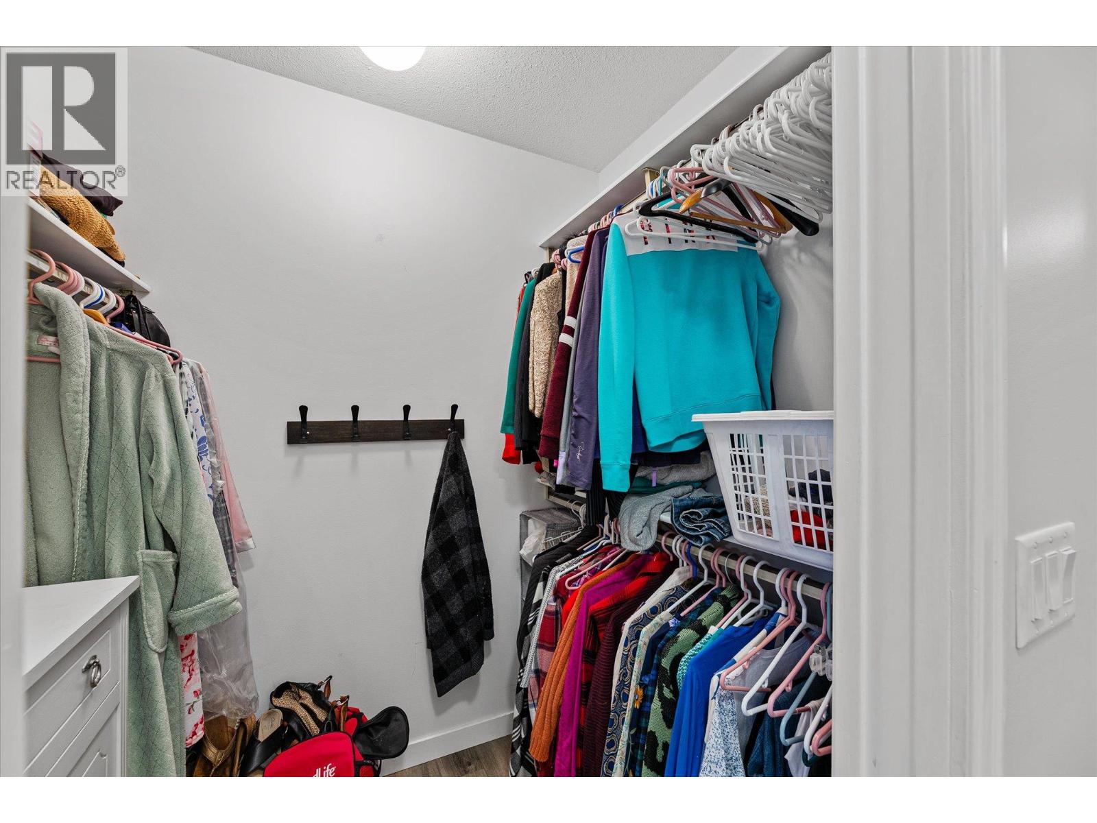 1255 Raymer Avenue Unit# 120
