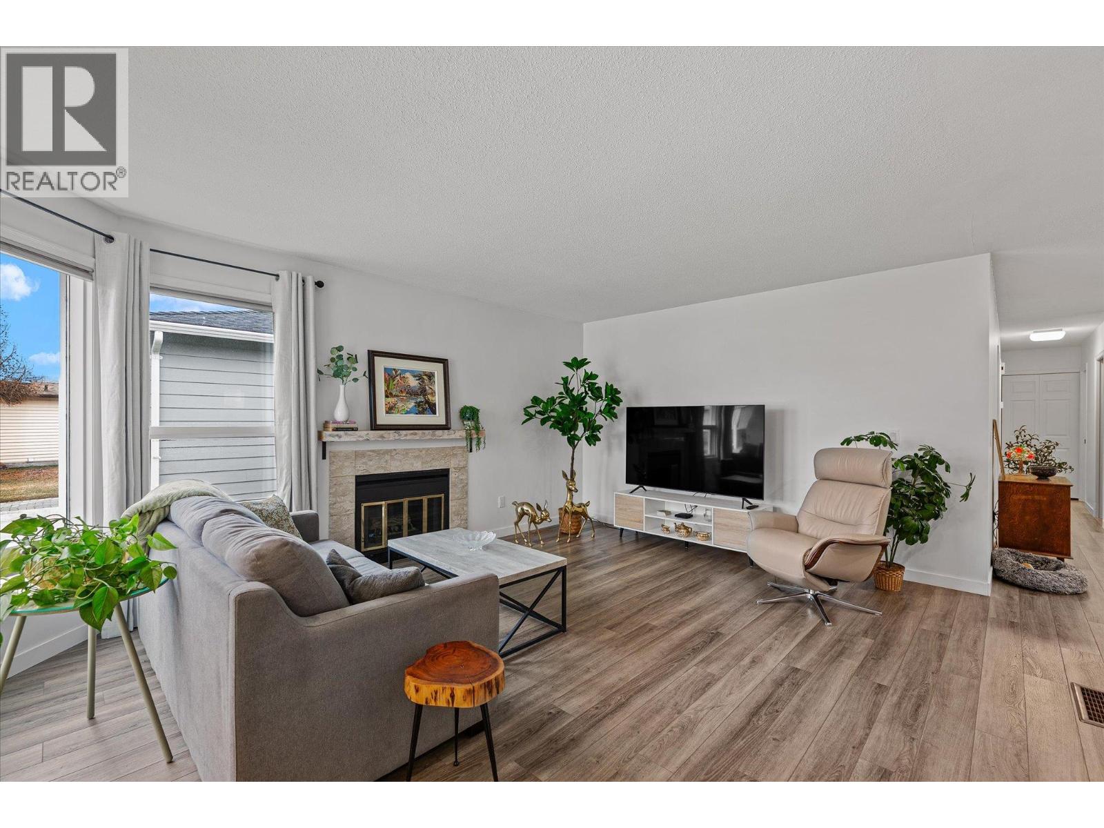 1255 Raymer Avenue Unit# 120