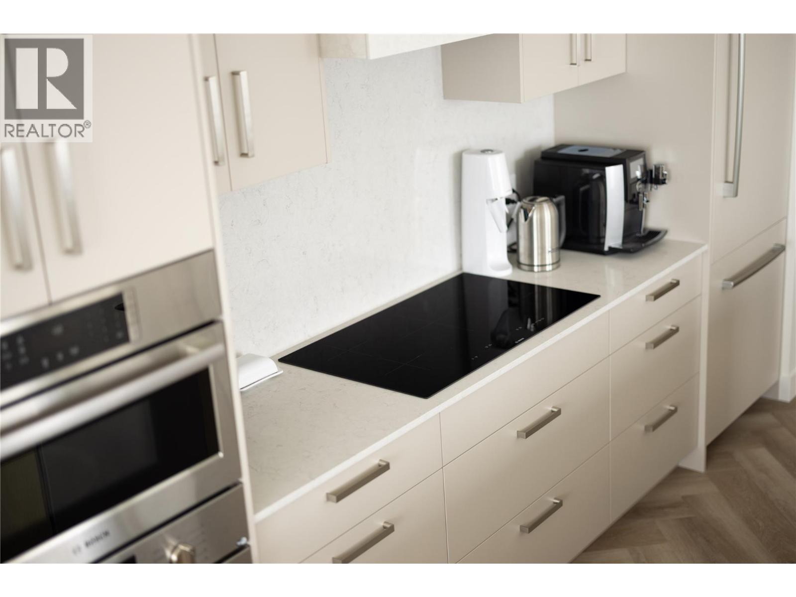 3340 Lakeshore Road Unit# 709