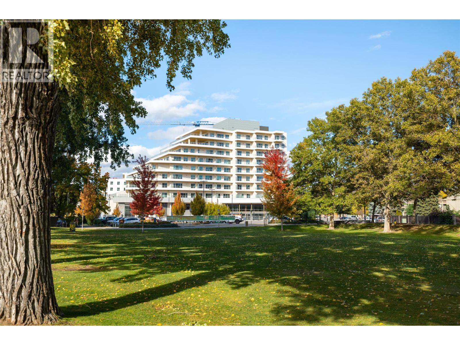 3340 Lakeshore Road Unit# 709