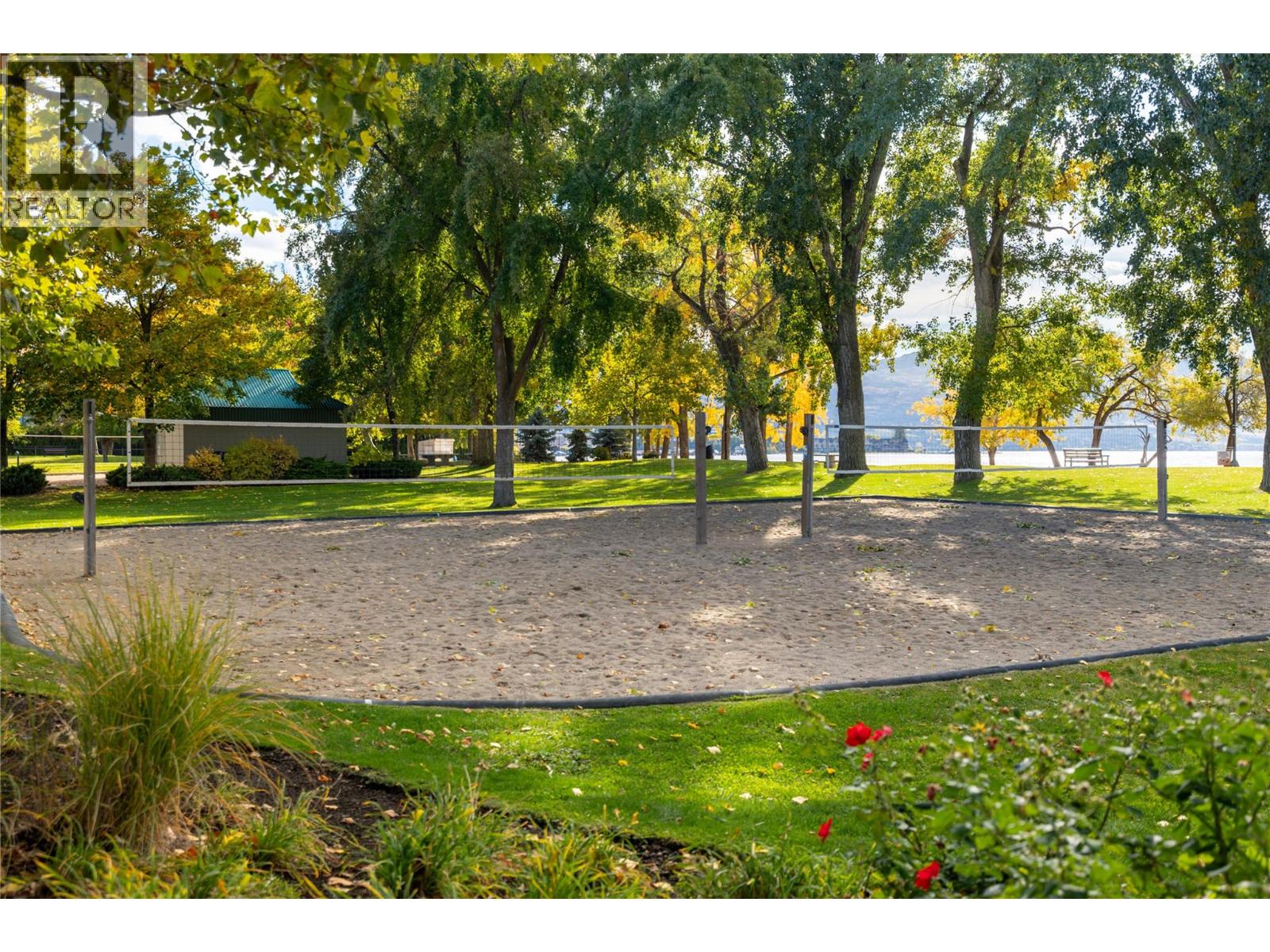 3340 Lakeshore Road Unit# 709