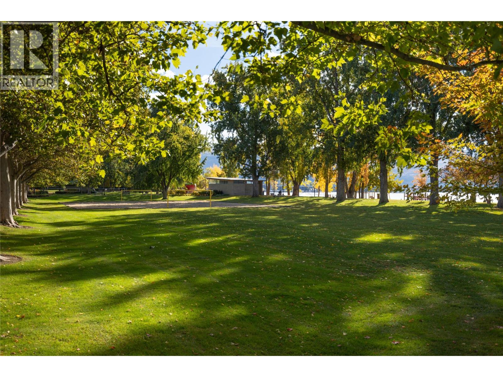 3340 Lakeshore Road Unit# 709