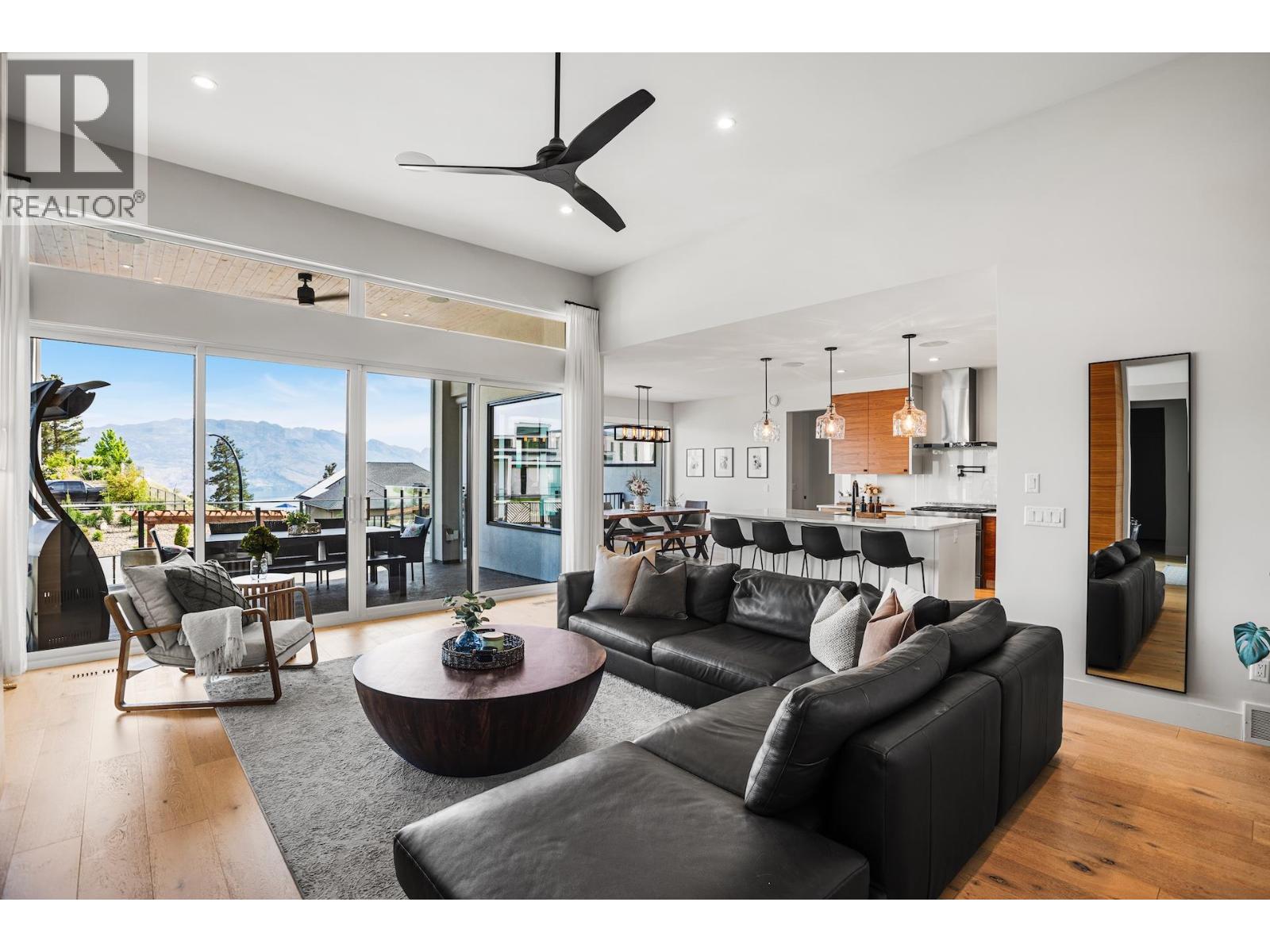 3276 Vineyard View Drive