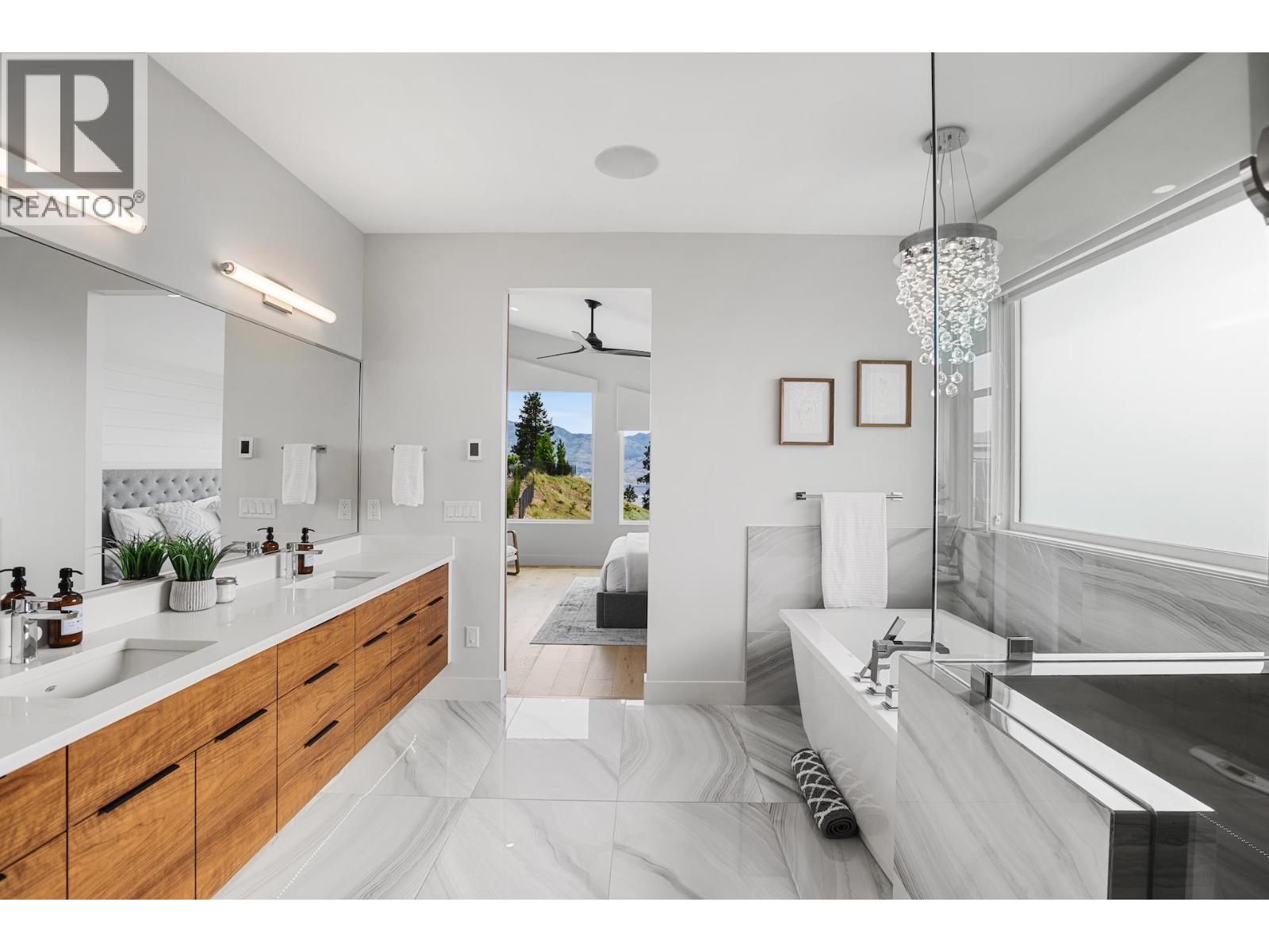 3276 Vineyard View Drive