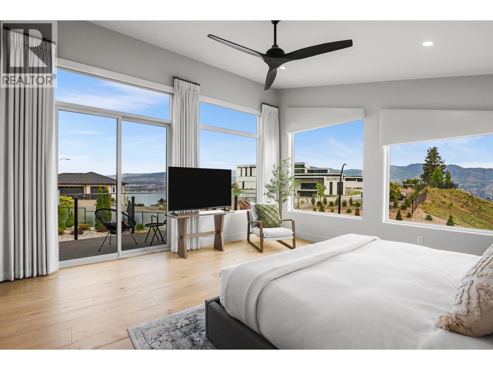 3276 Vineyard View Drive