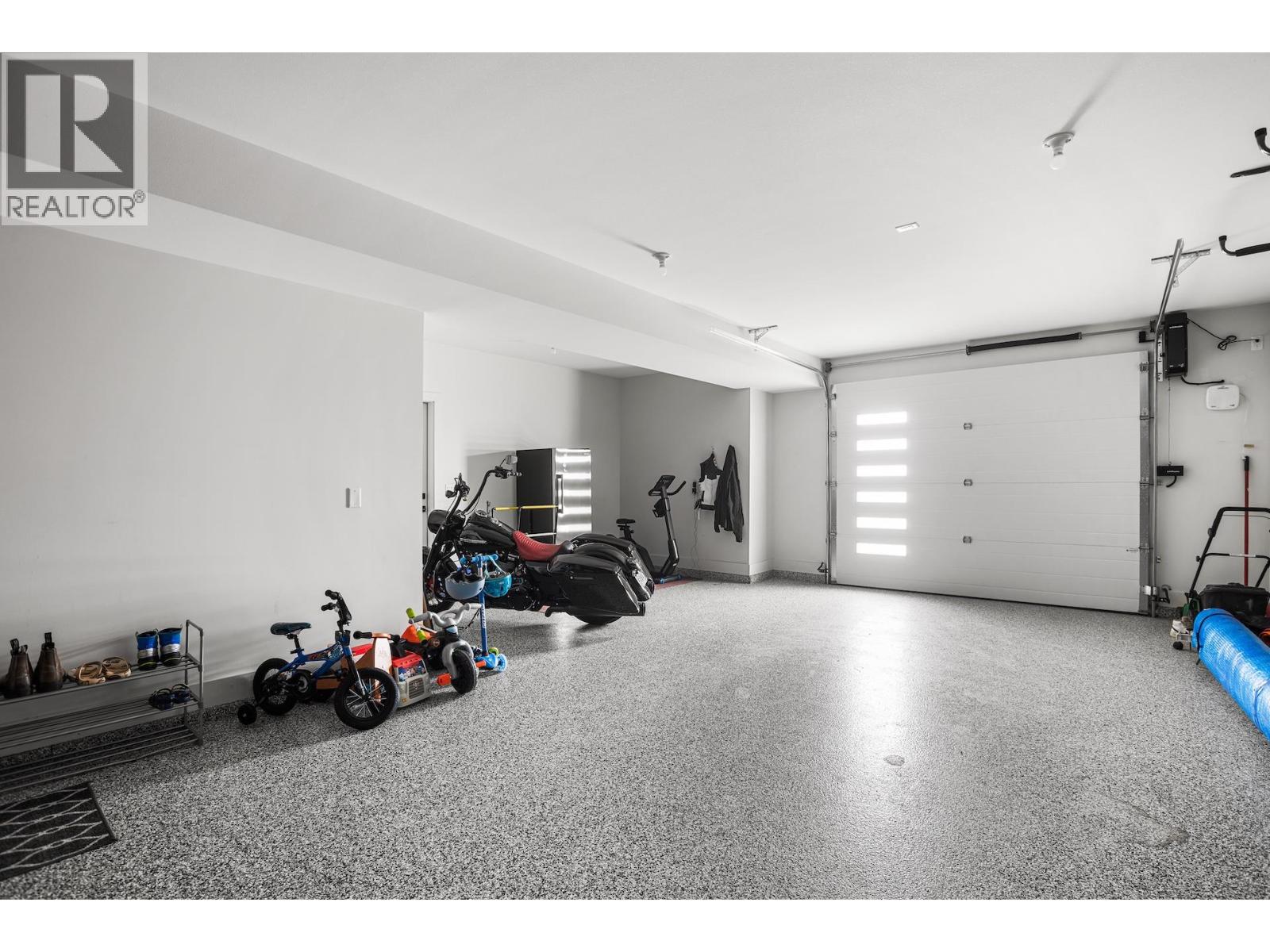 3276 Vineyard View Drive