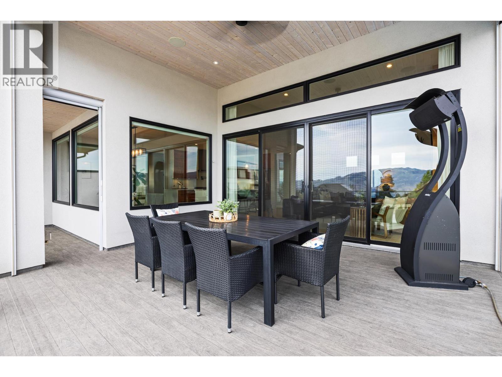 3276 Vineyard View Drive