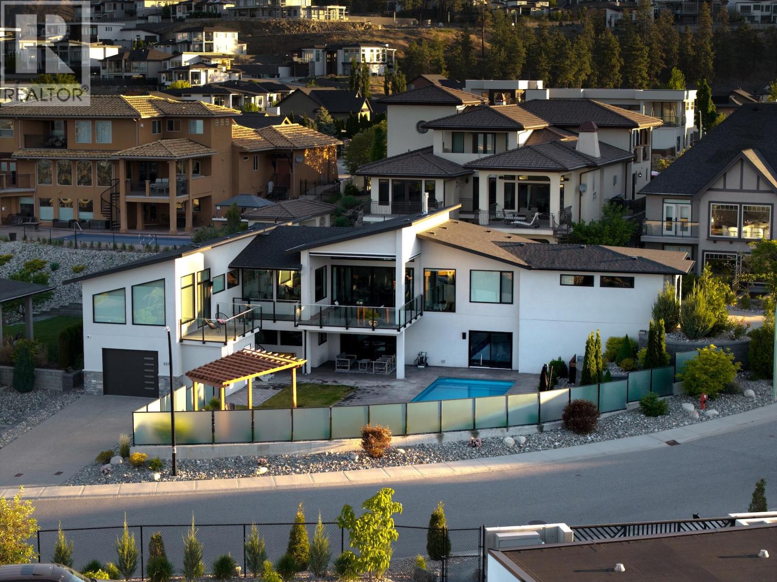 3276 Vineyard View Drive