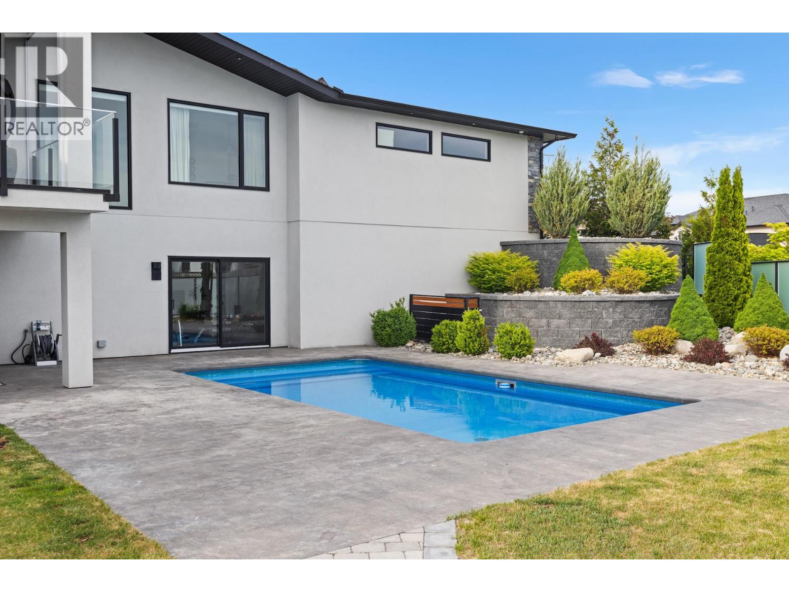 3276 Vineyard View Drive