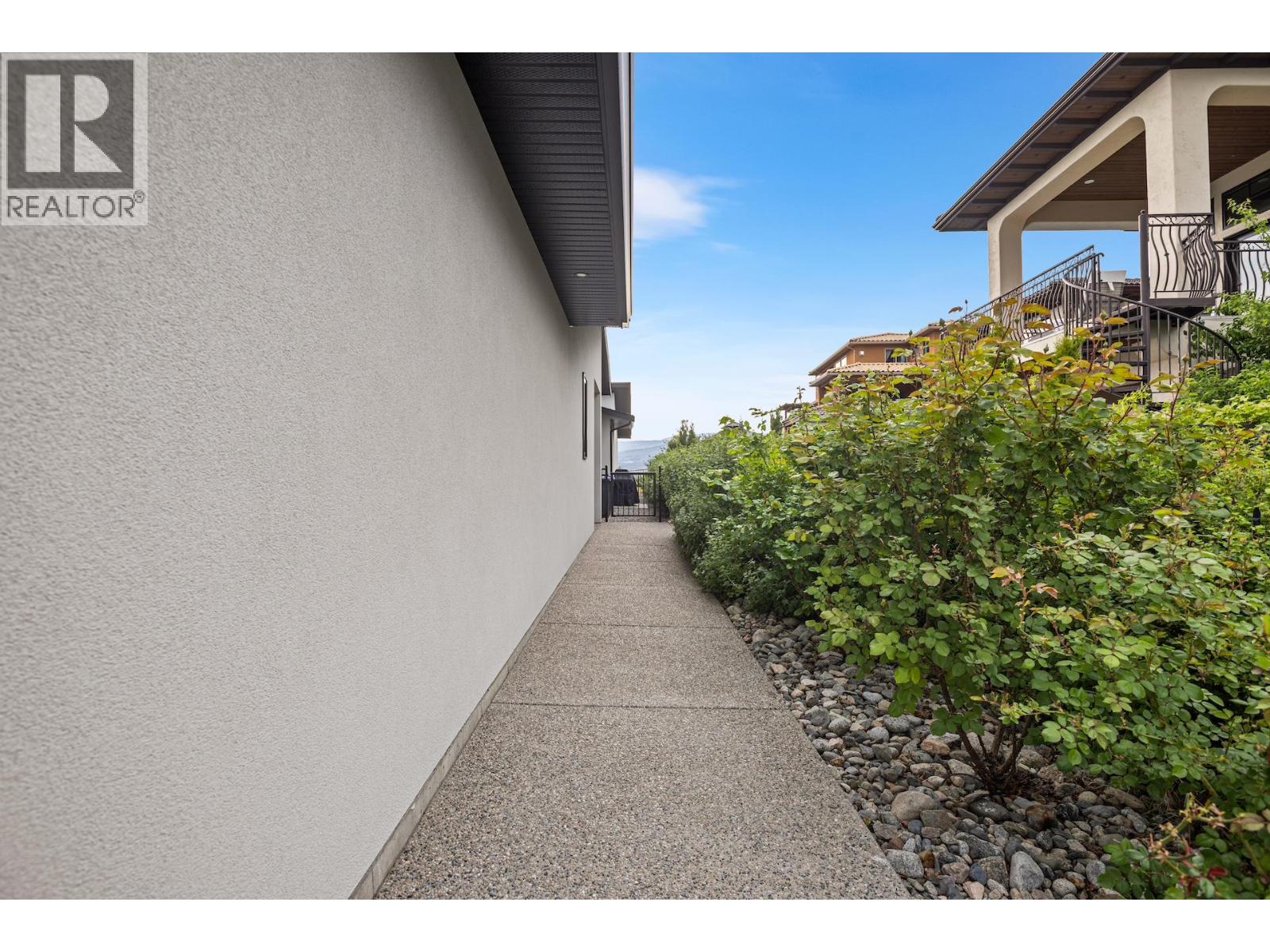 3276 Vineyard View Drive