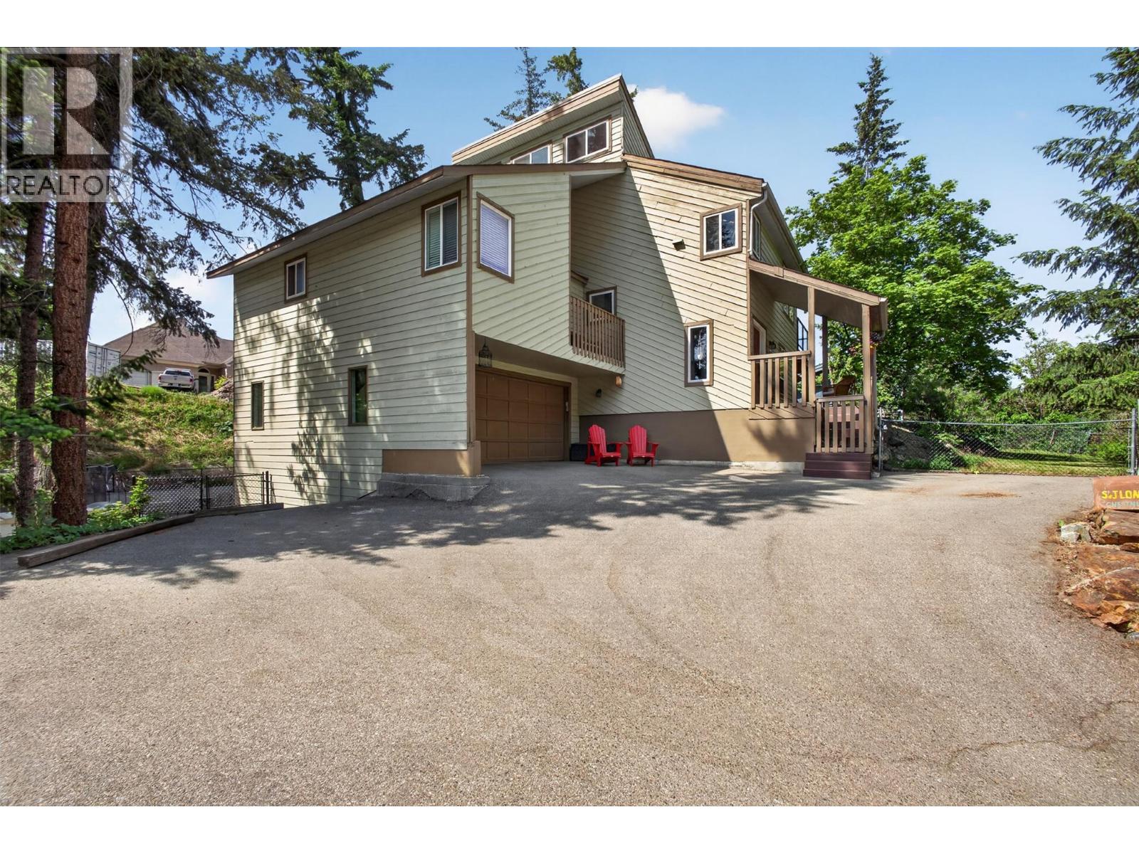 442 Clifton Road N