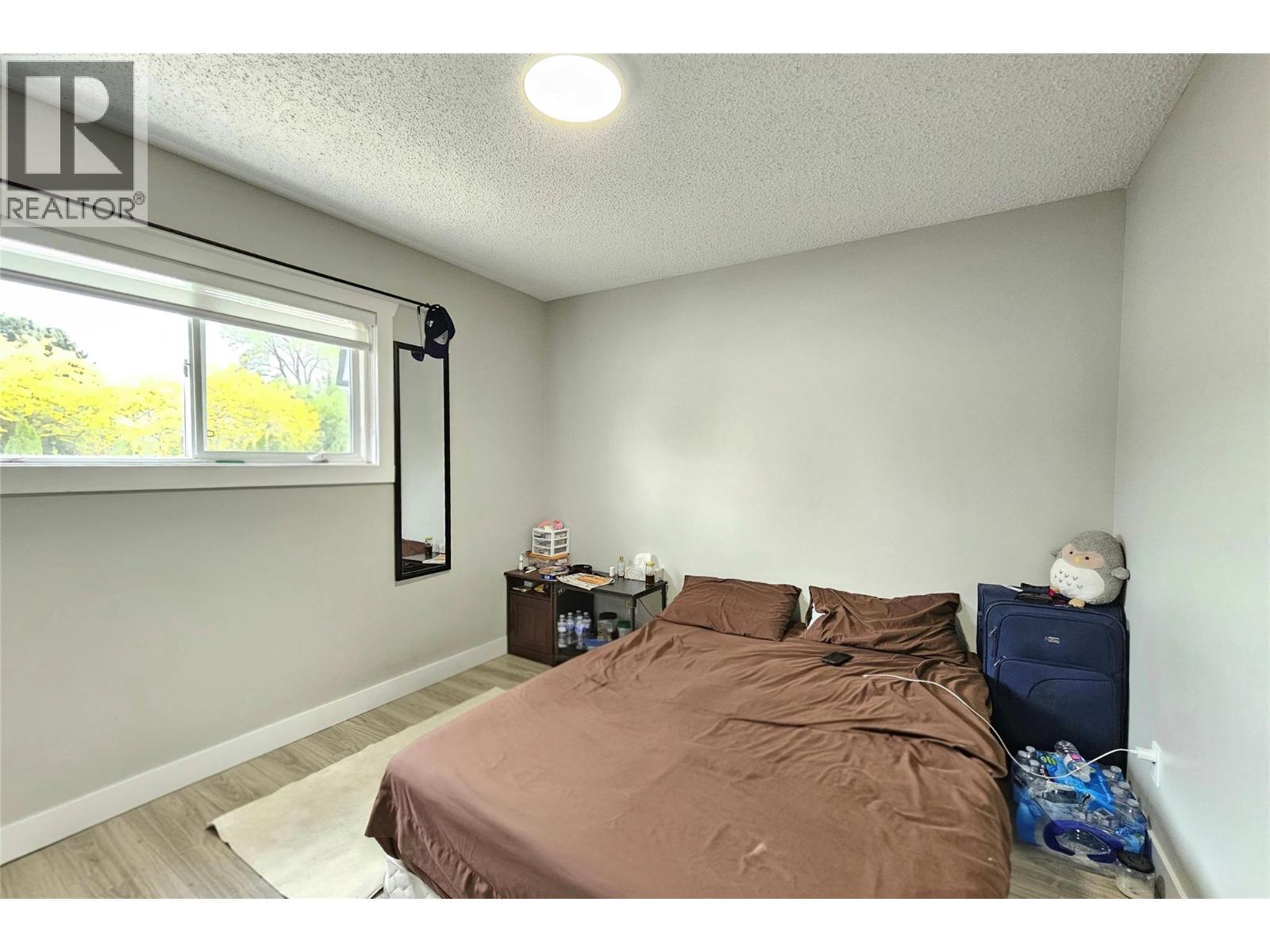 1635-1637 Findlay Road