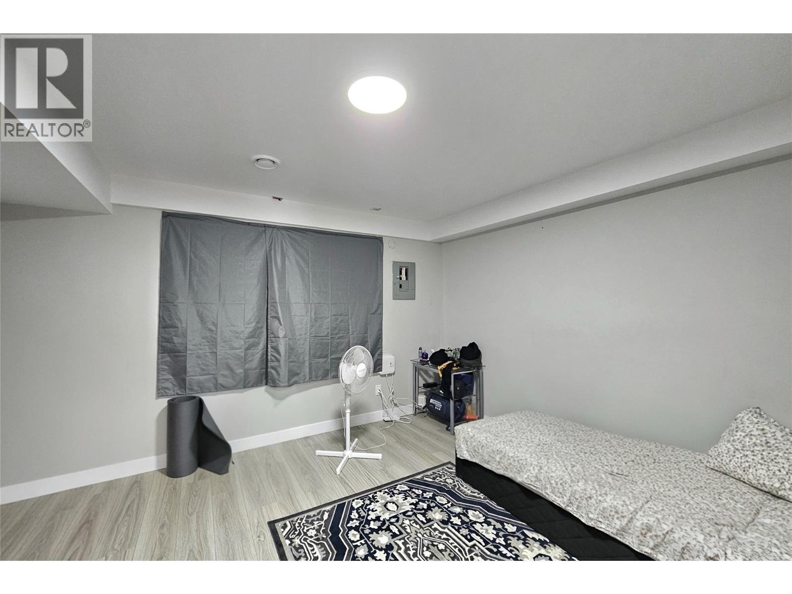 1635-1637 Findlay Road