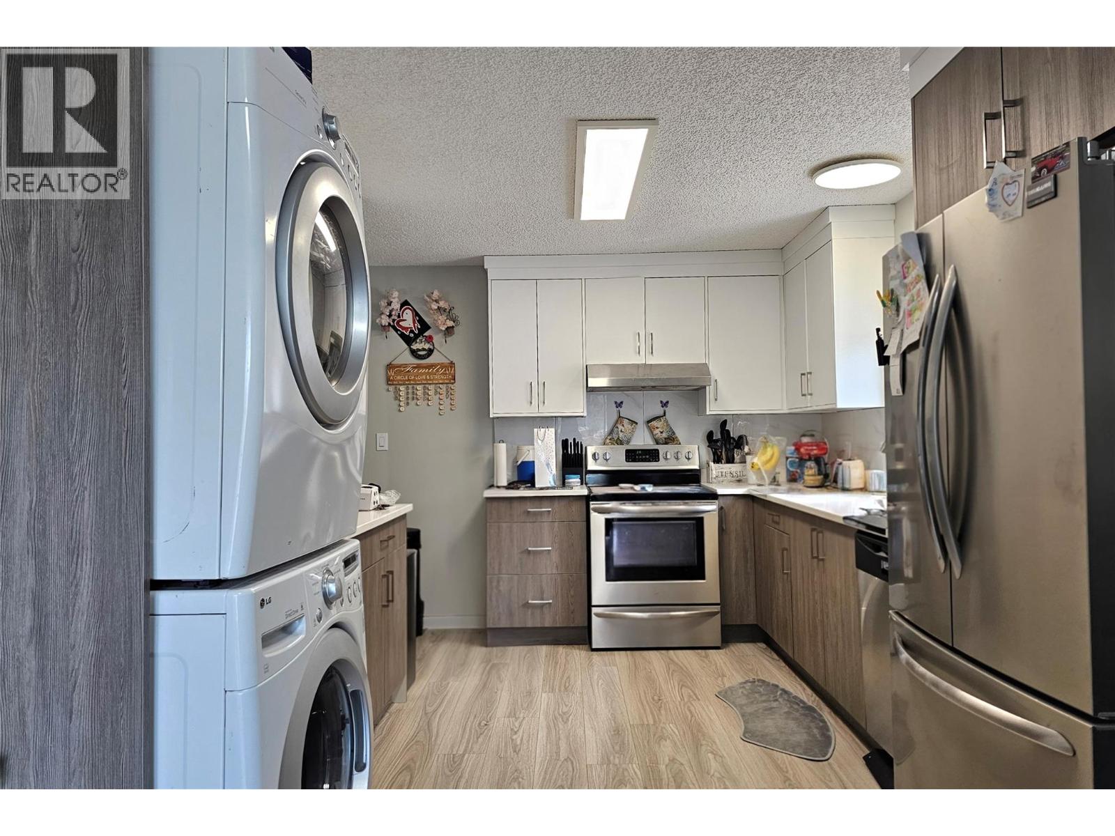 1635-1637 Findlay Road