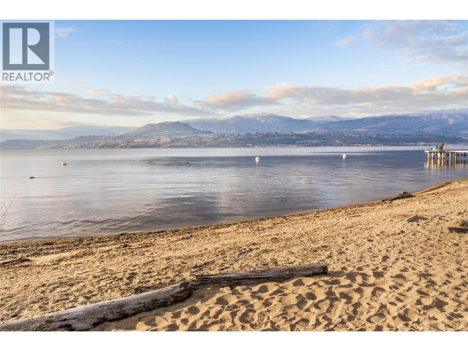 4158 Lakeshore Road
