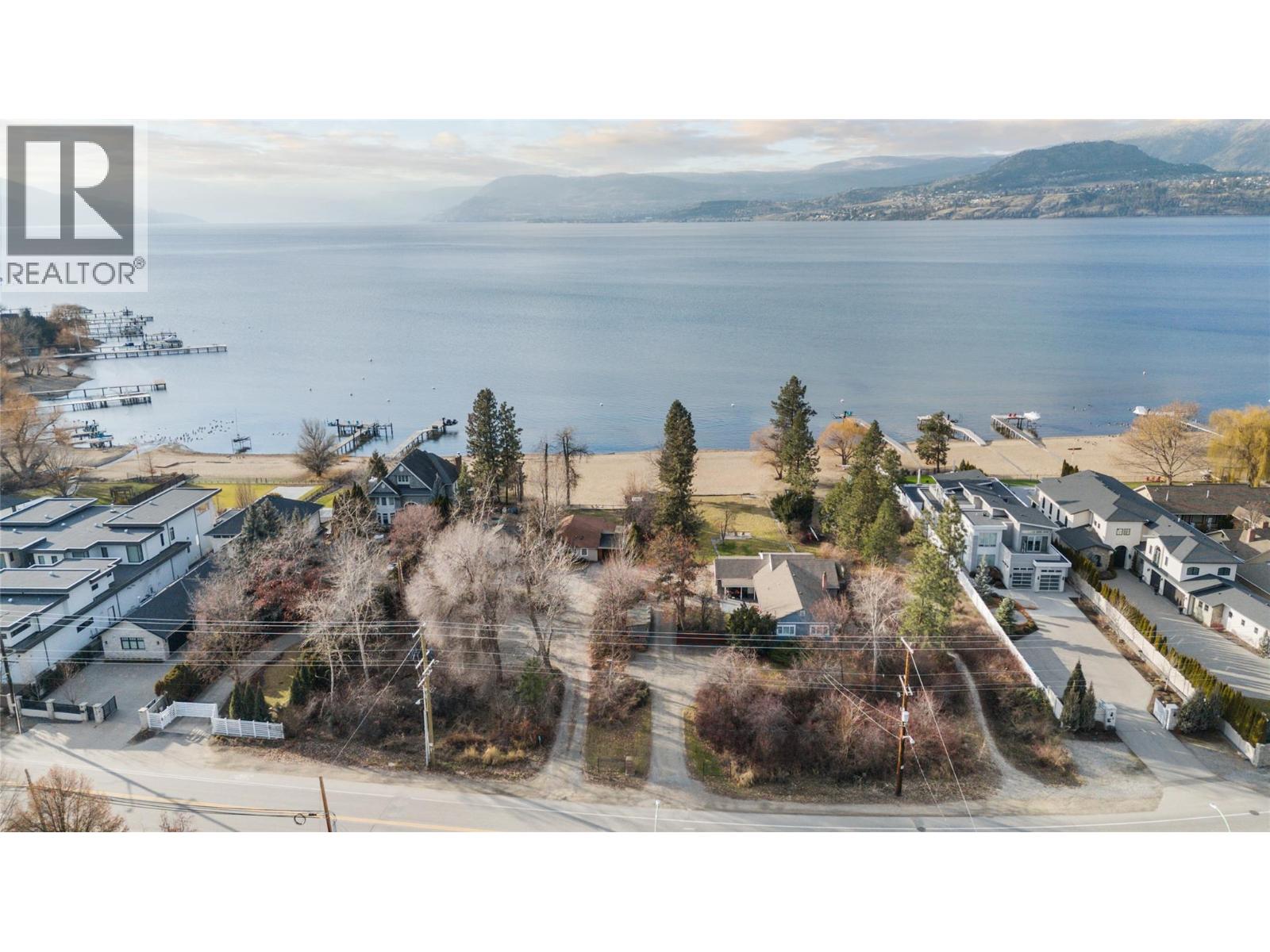 4158 Lakeshore Road