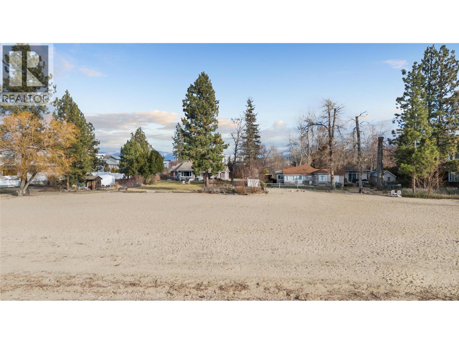 4158 Lakeshore Road