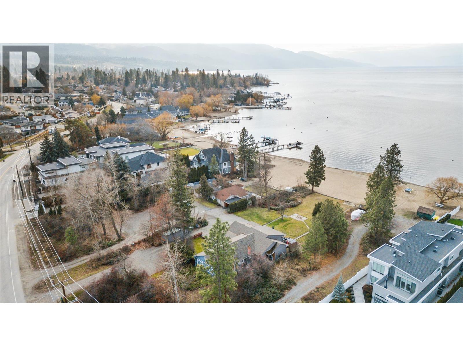 4158 Lakeshore Road