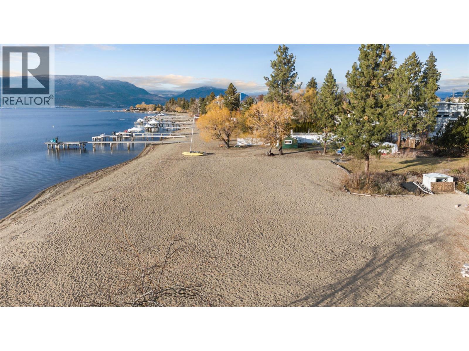 4158 Lakeshore Road