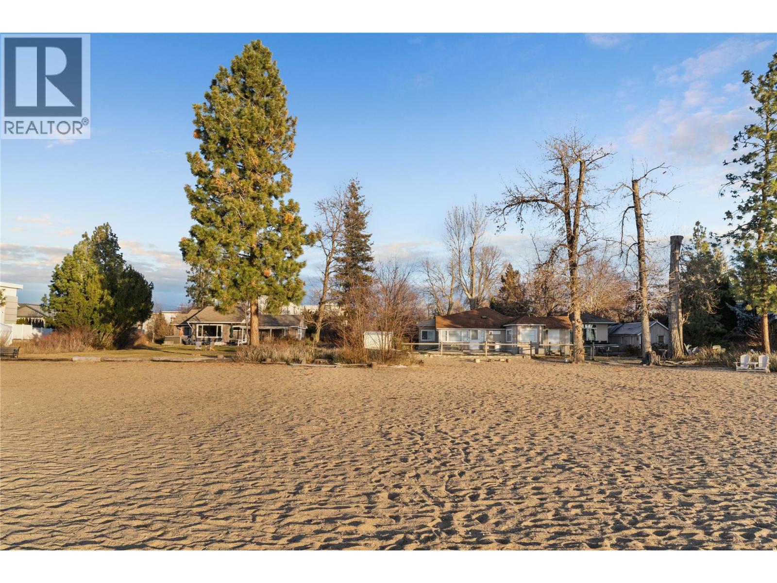 4158 Lakeshore Road