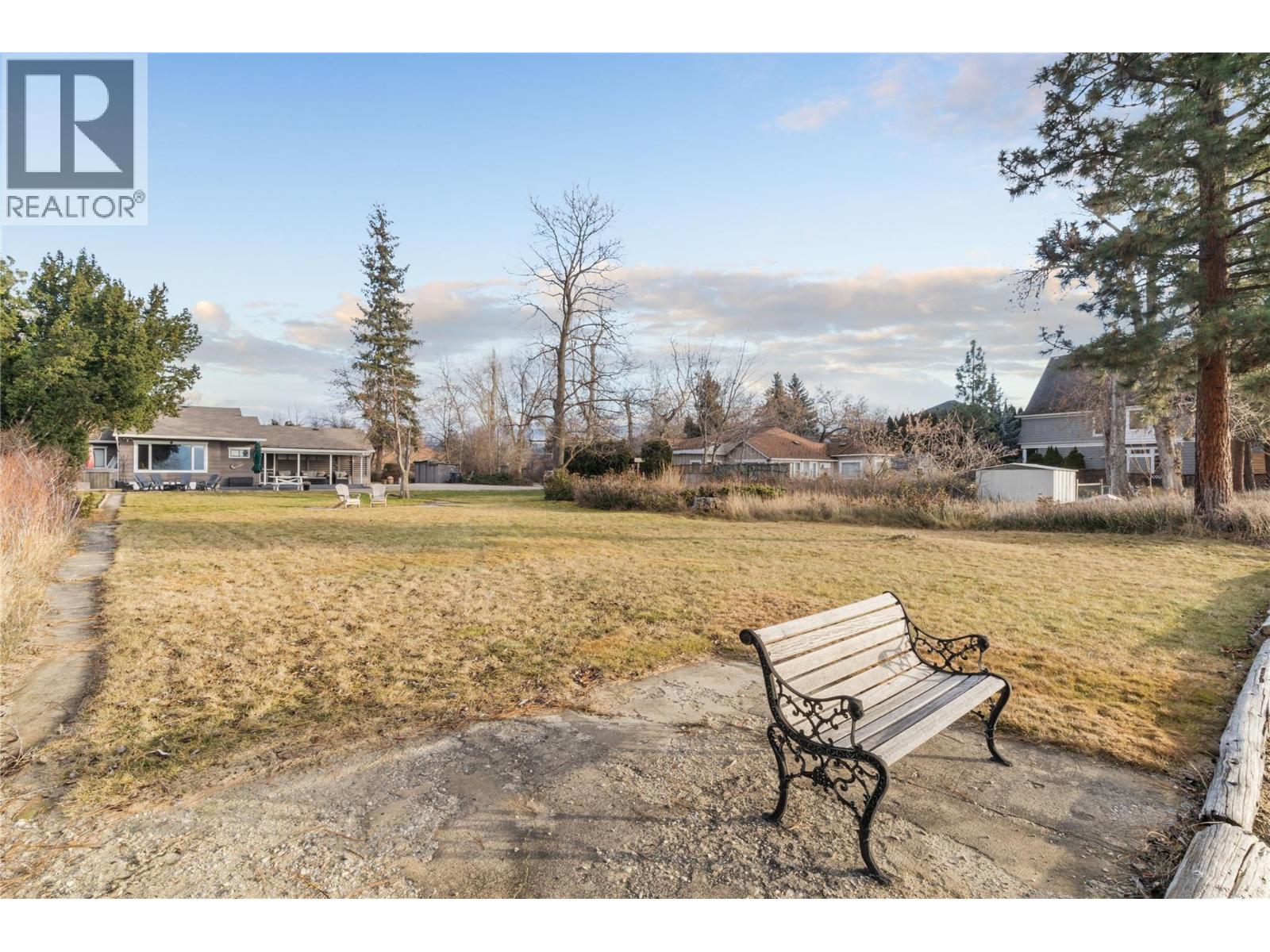 4158 Lakeshore Road