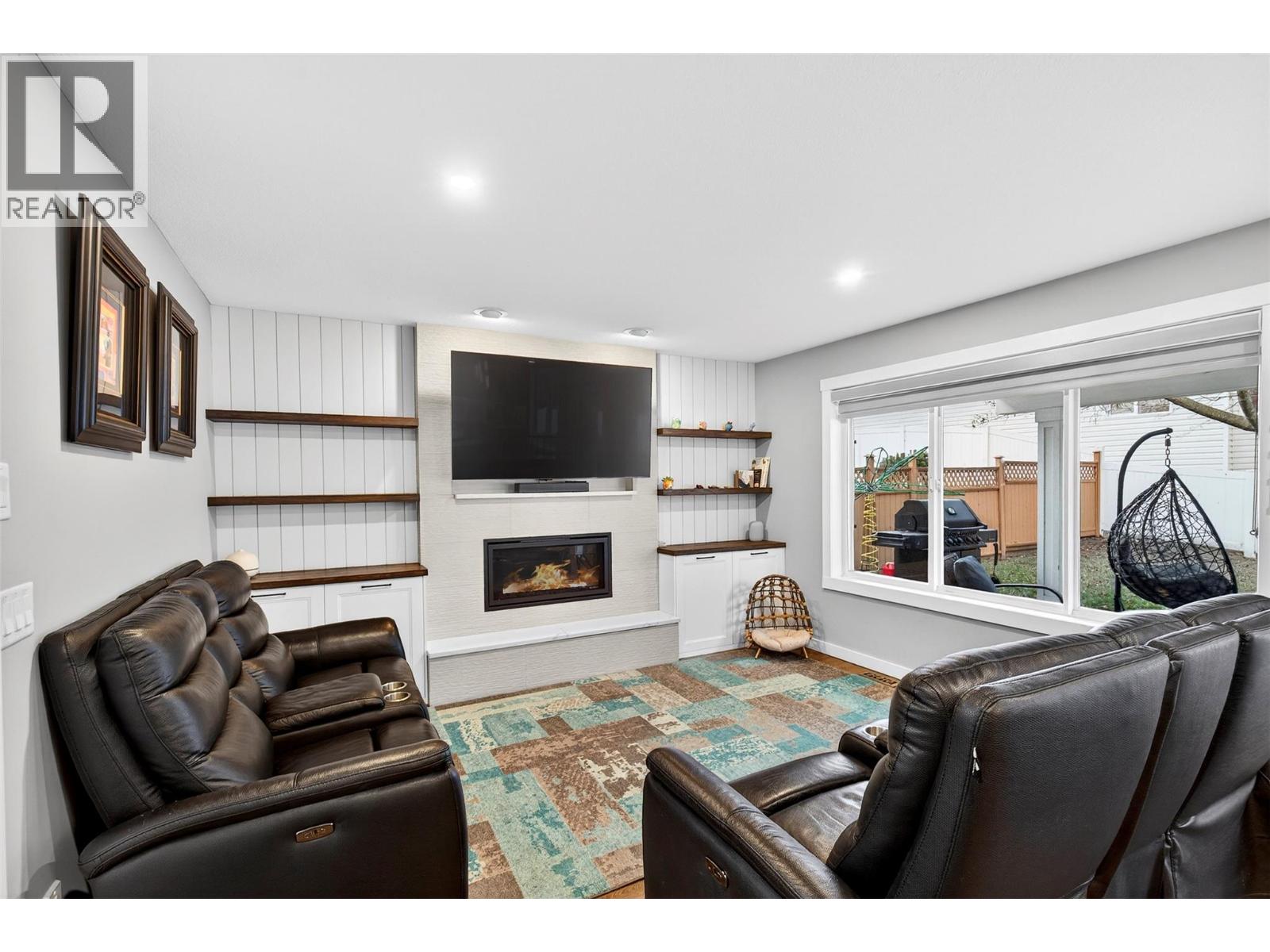 2220 Shannon Ridge Drive Unit# 109