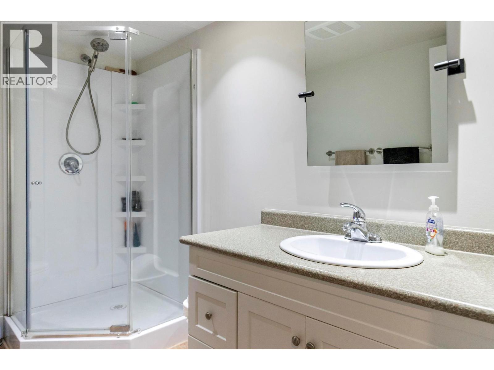 2220 Shannon Ridge Drive Unit# 109
