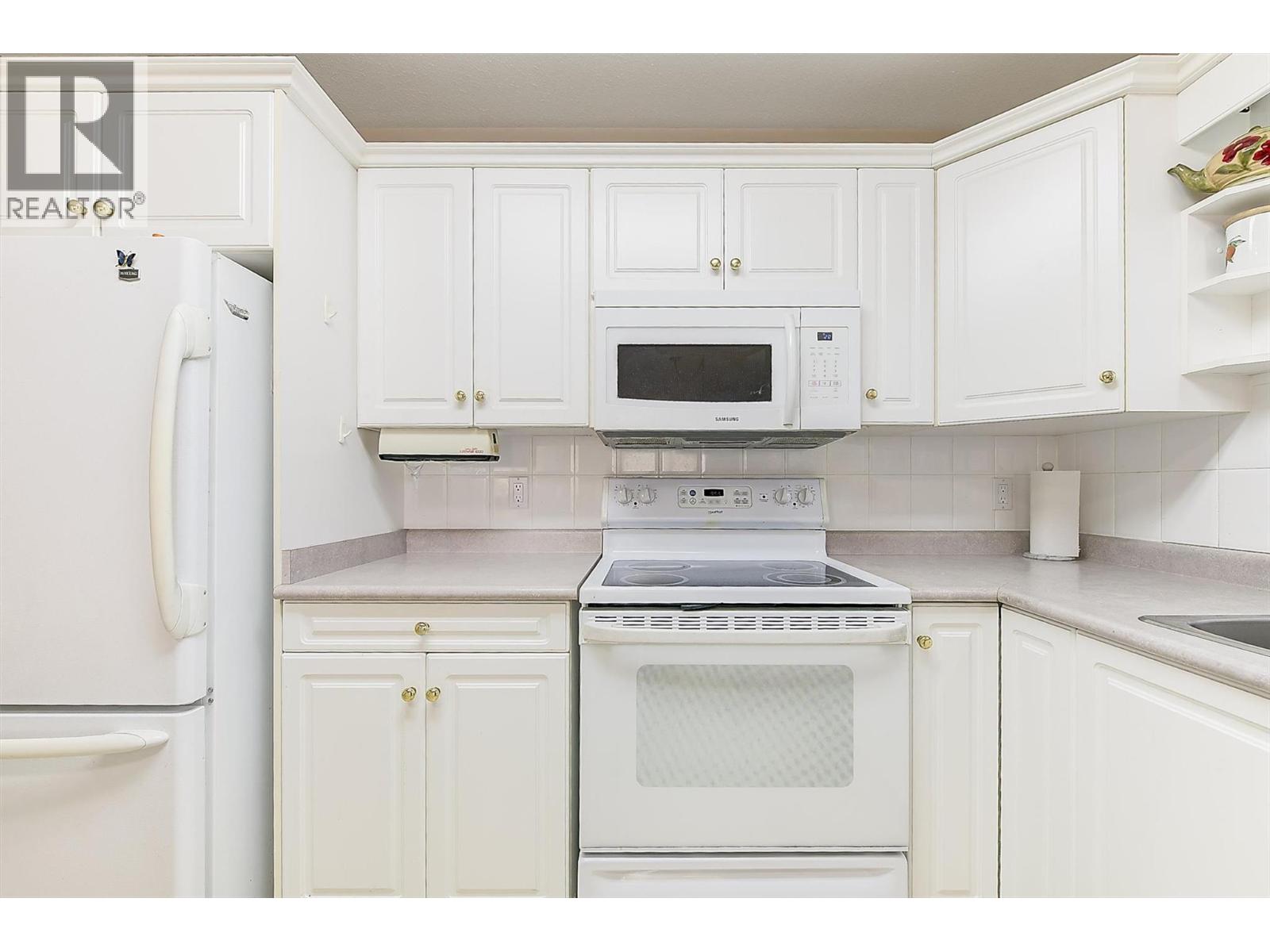 2250 Louie Drive Unit# 141