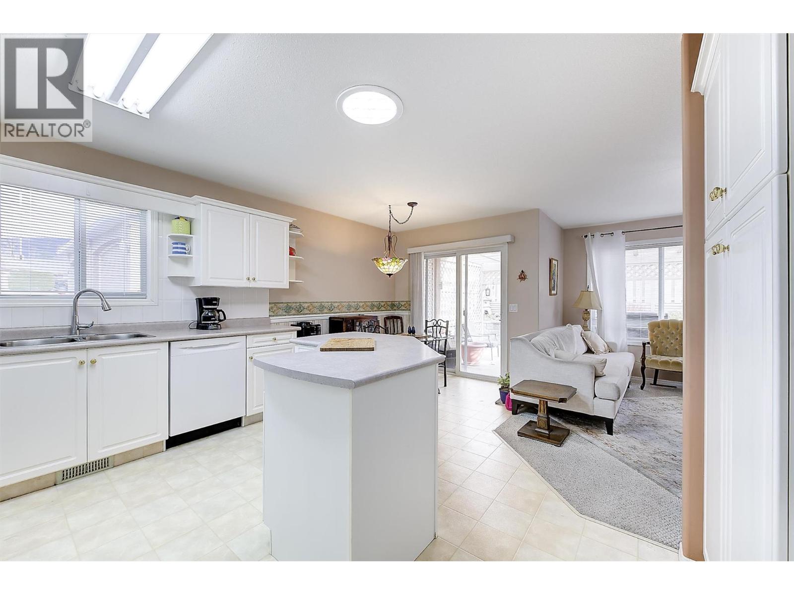 2250 Louie Drive Unit# 141