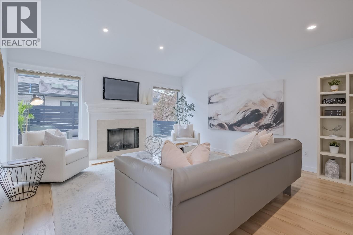 414 West Avenue Unit# 11