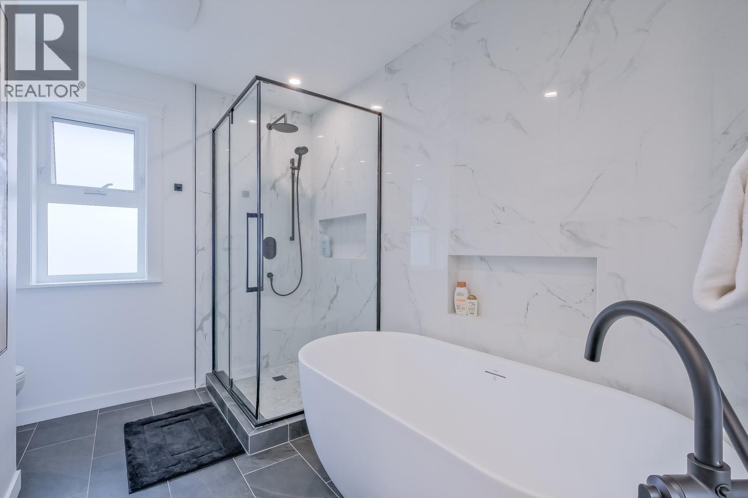 414 West Avenue Unit# 11