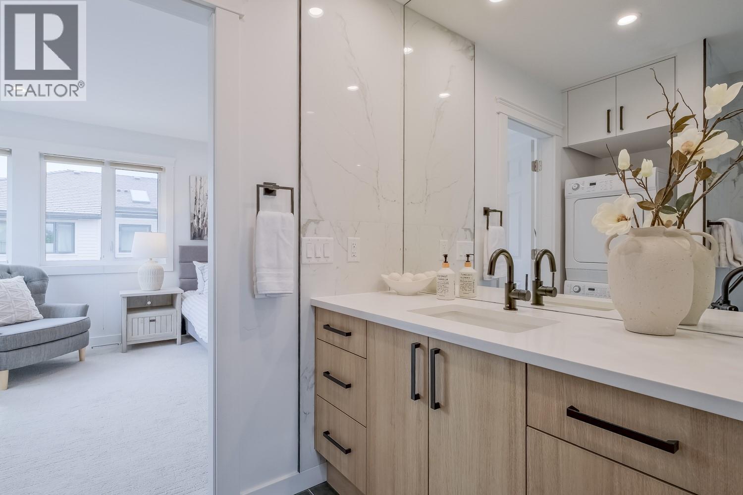414 West Avenue Unit# 11