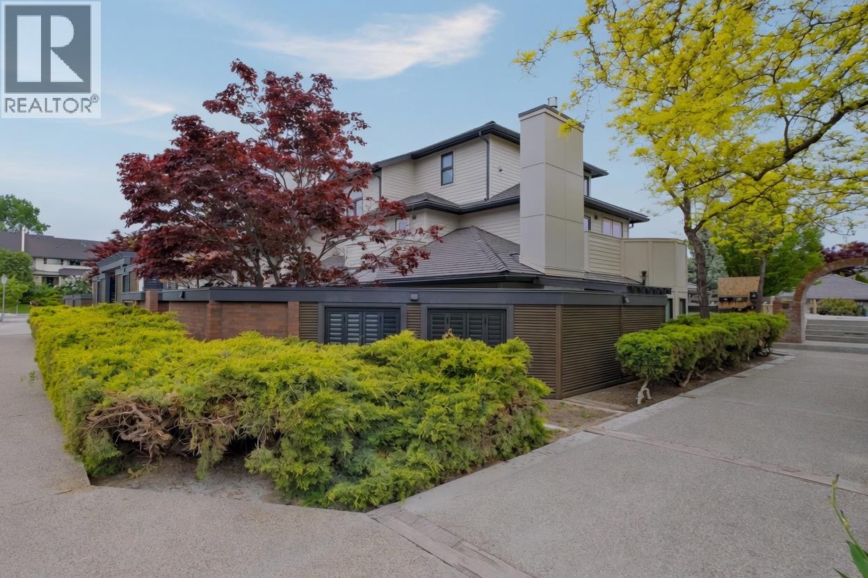 414 West Avenue Unit# 11