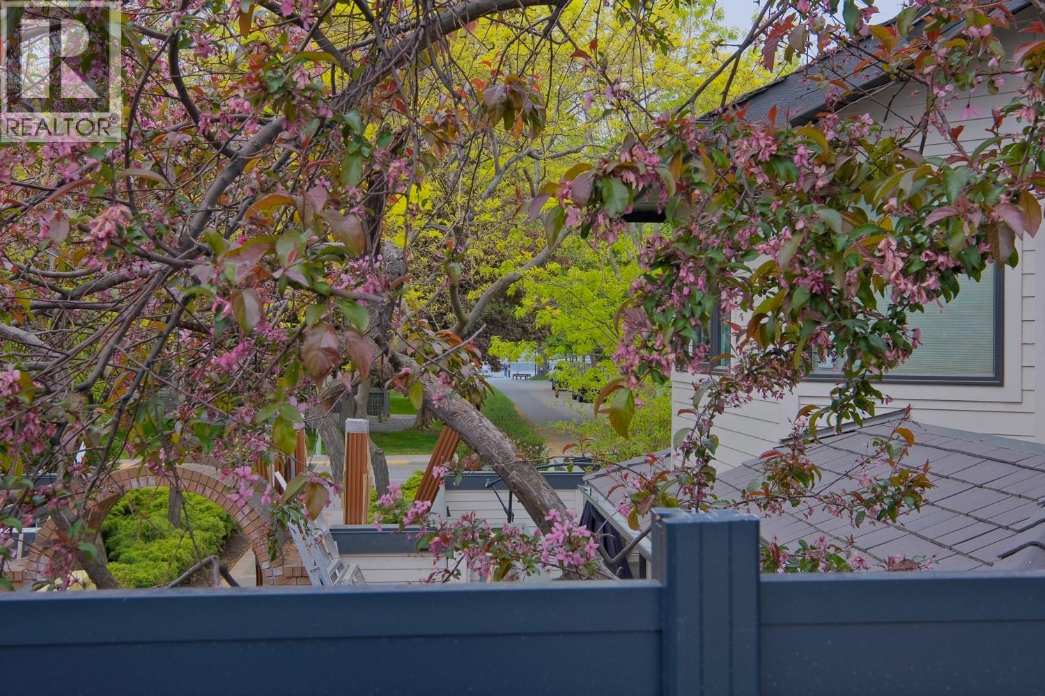 414 West Avenue Unit# 11