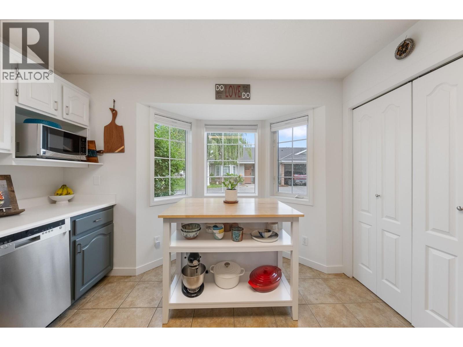 215 Taylor Road Unit# 12