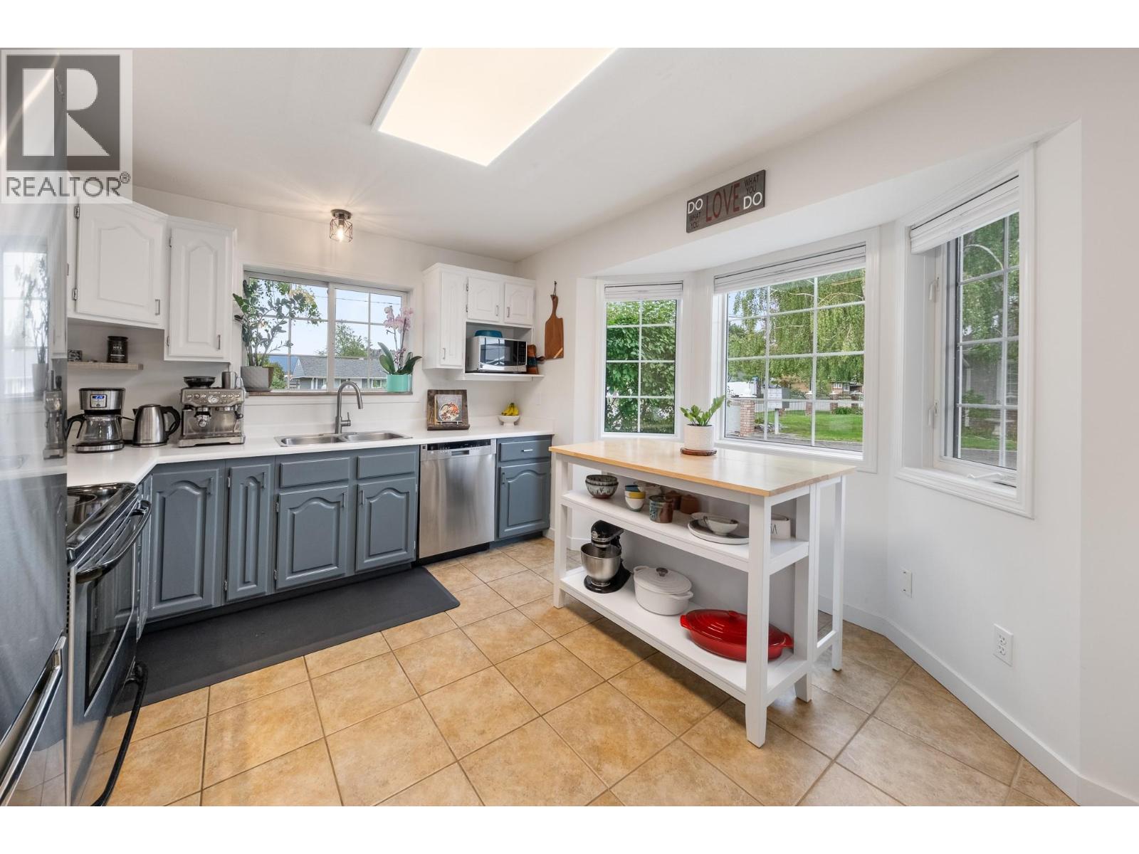 215 Taylor Road Unit# 12