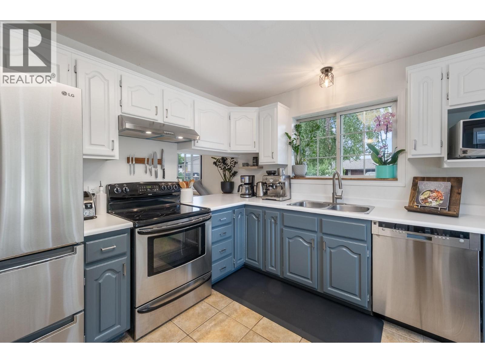 215 Taylor Road Unit# 12