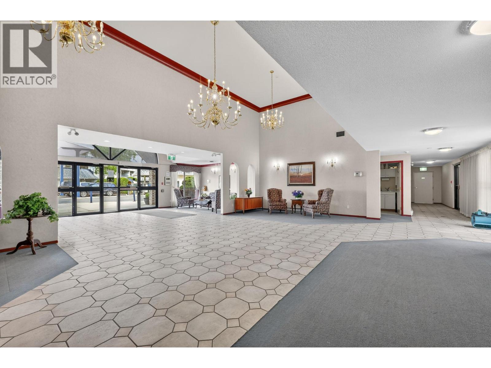 877 KLO Road Unit# 303