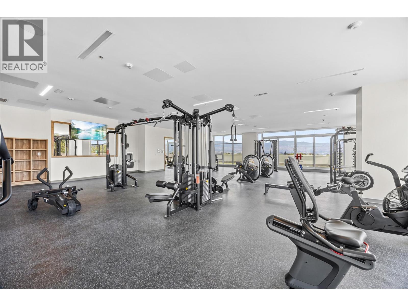 238 Leon Avenue Unit# 1808