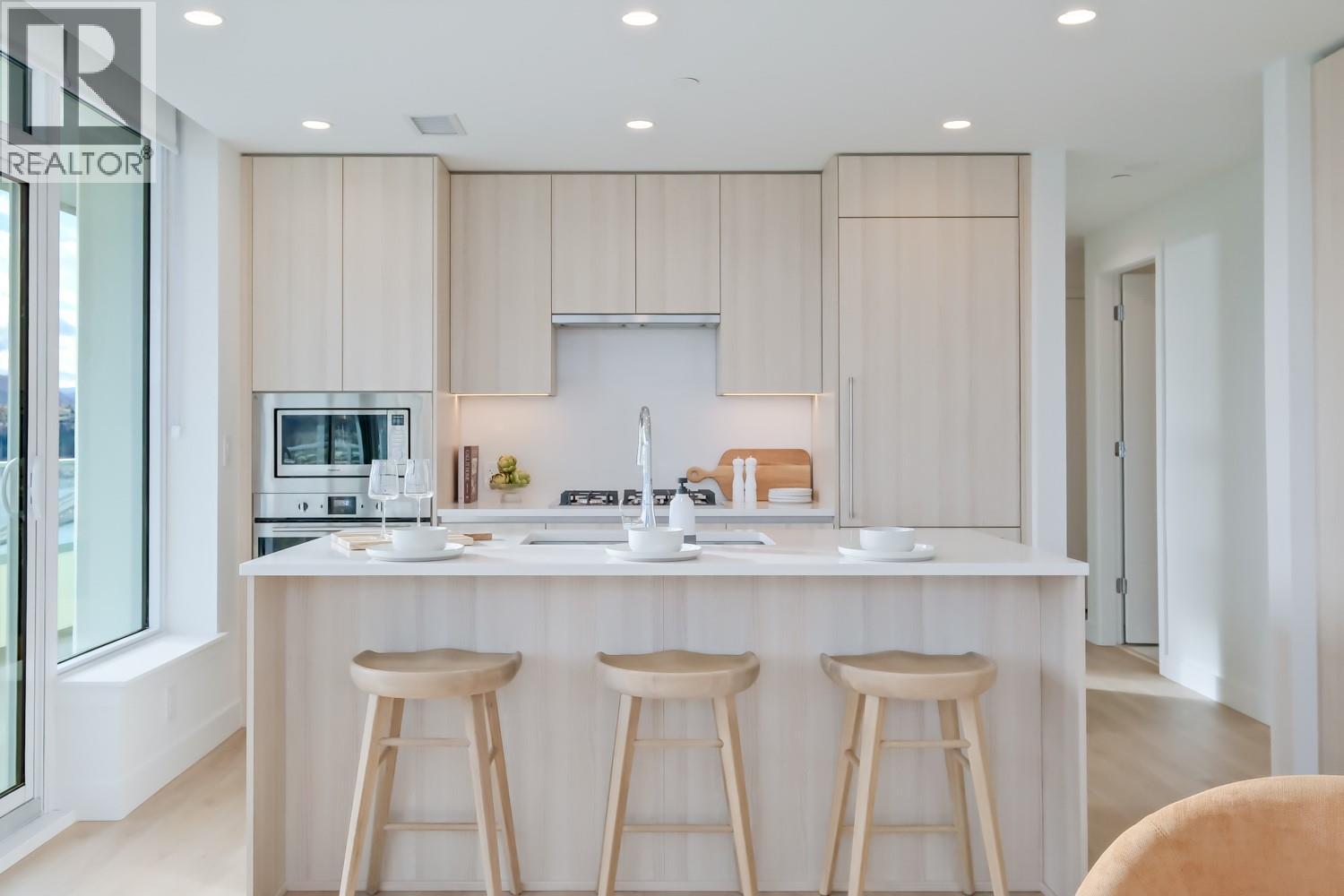 238 Leon Avenue Unit# 1904