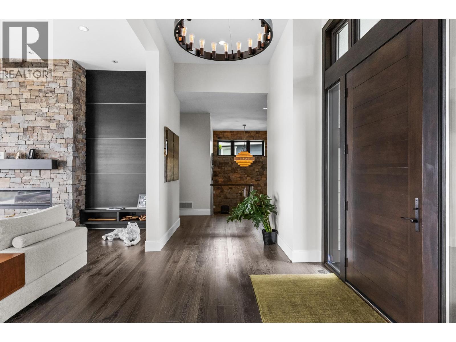 162 Skyland Drive