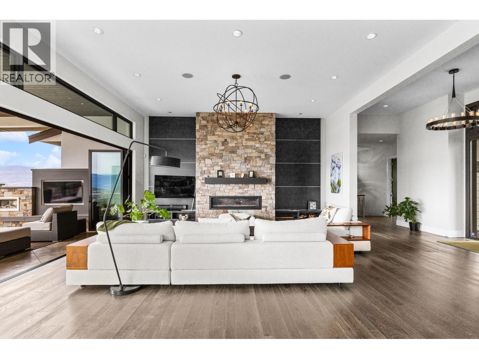 162 Skyland Drive