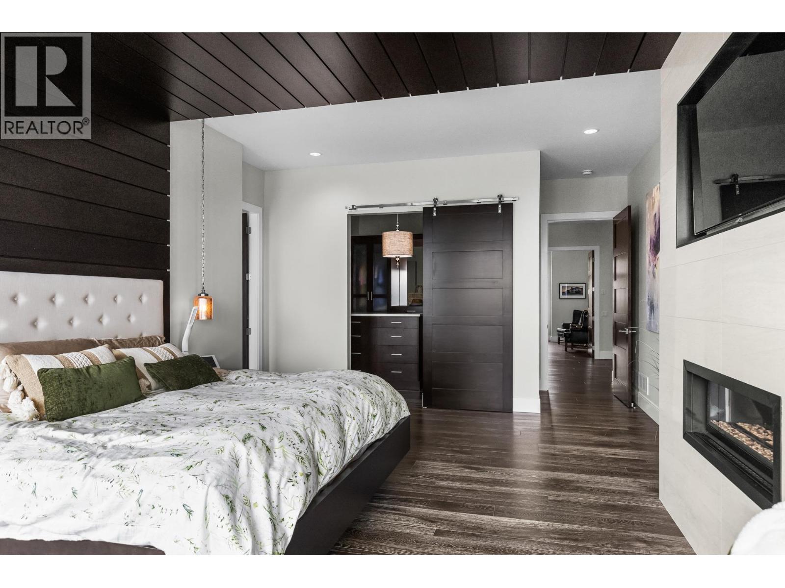 162 Skyland Drive